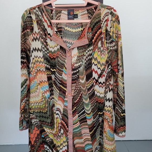 Zig-Zag Pattern Button-up Blouse, Earth tones - Picture 1 of 3